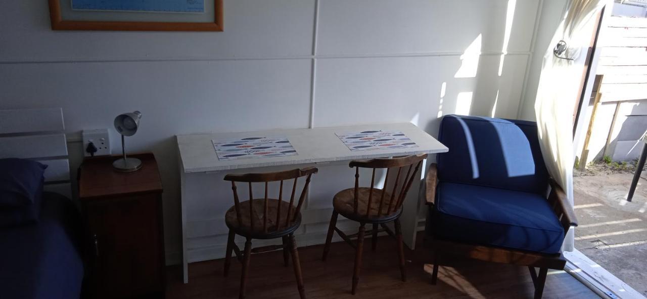 3Onheide Apartment Struisbaai Bagian luar foto